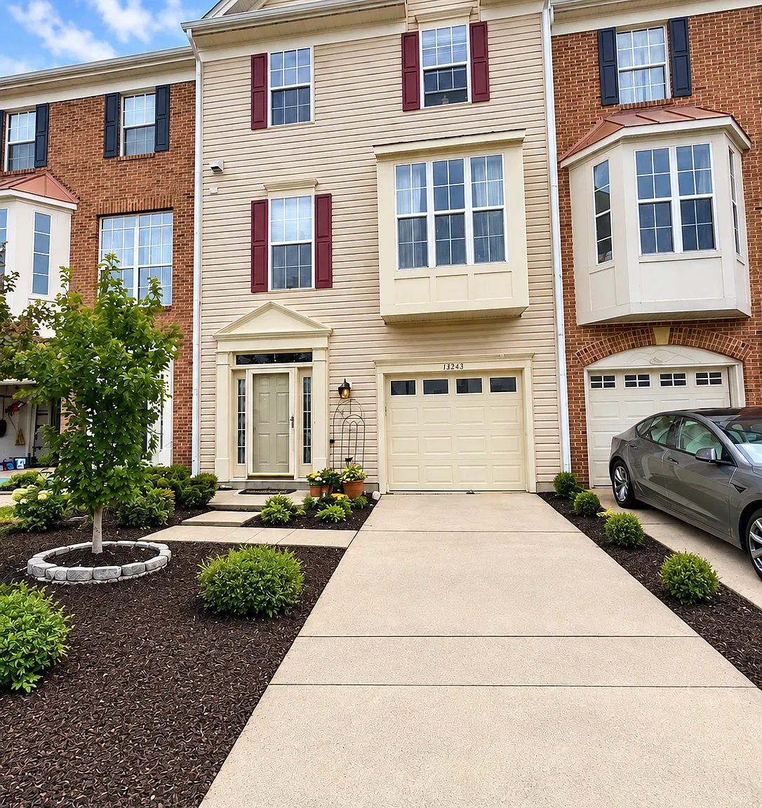 3 bed, 1732 sqft, $3,400 — Photo 1