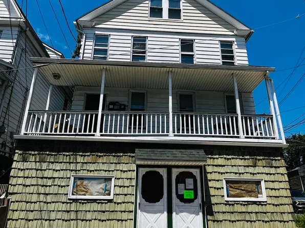 422 N Main St APT 2, Wilkes Barre, PA 18702