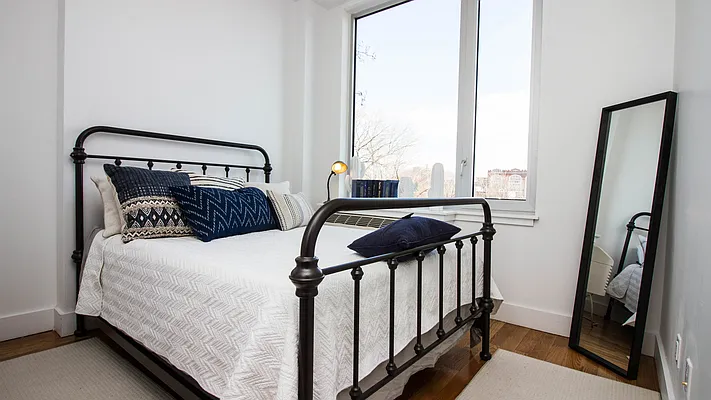 Rented by Nooklyn NYC LLC | media 64