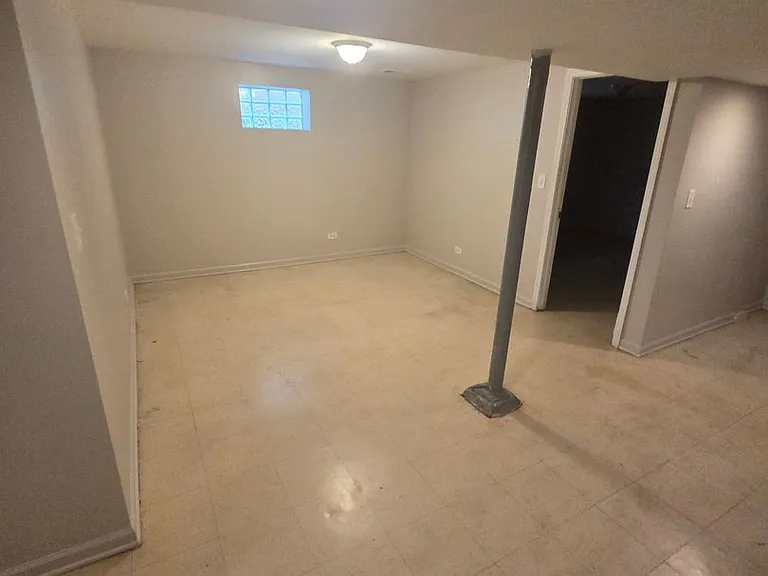 10306 S Corliss Ave — Photo 21