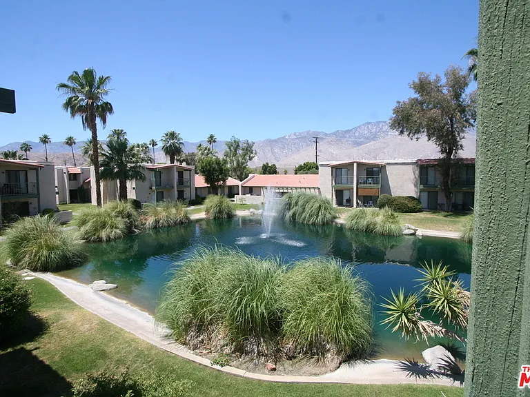 53 Lakeview Cir — Photo 31