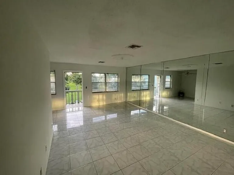 66 Easthampton C #C — Photo 14