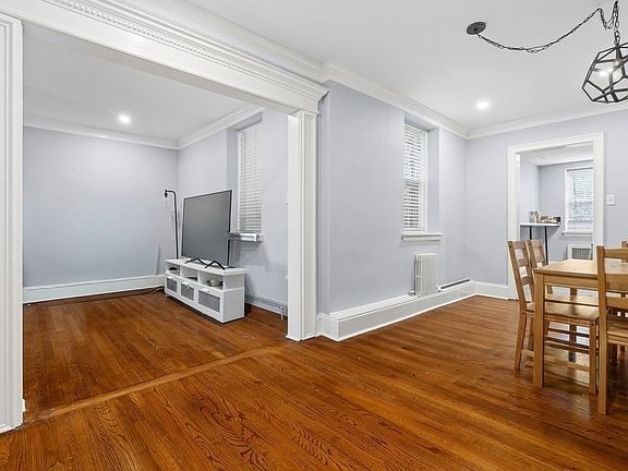 4th image of 39 Commonwealth Ave APT 11