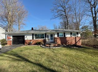 20 W Meyer Ave, New Castle, PA 16105