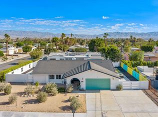 2104 E Rogers Rd, Palm Springs, CA 92262