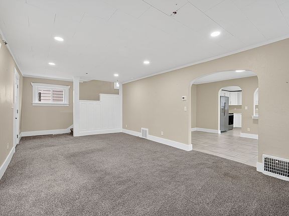 5th image of 1708 1st Ave