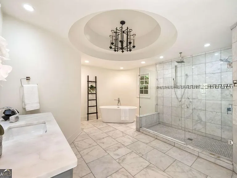 3511 Roxboro Rd NE — Photo 71