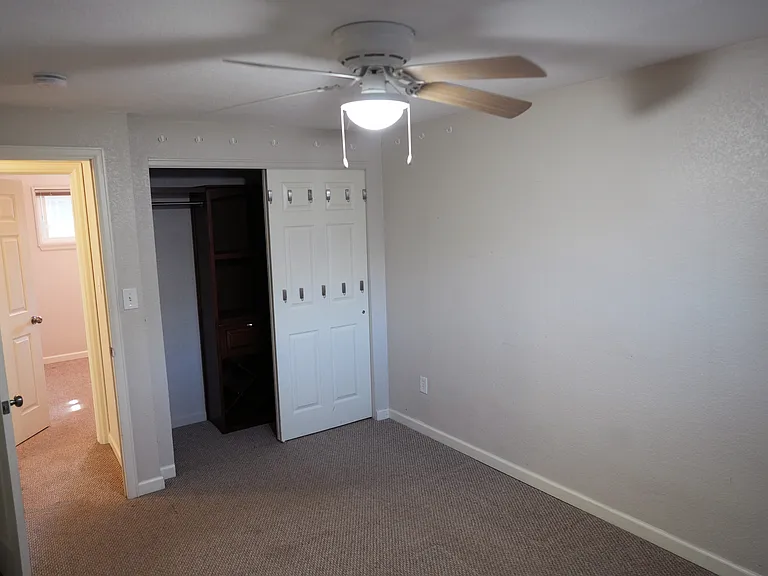 3513 N Columbine St — Photo 10