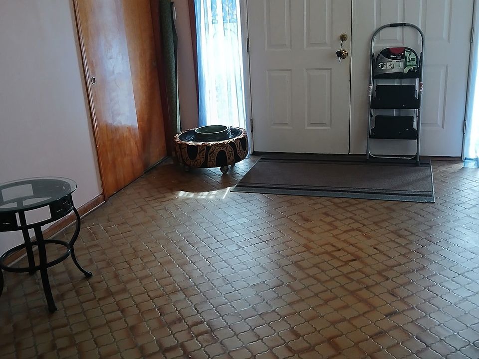 2nd image of 147 Golden Ave