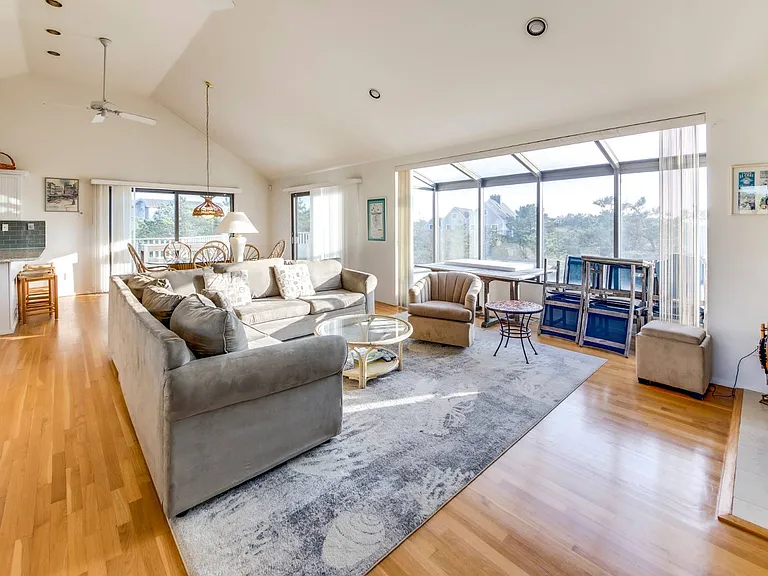 5 Mitchell Dunes Ln — Photo 3