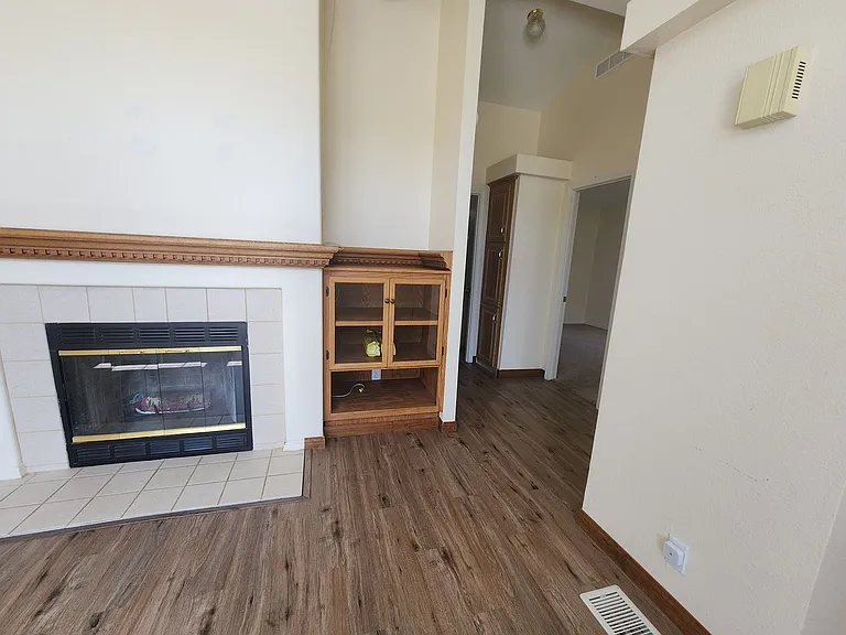 1843 Keyes Rd — Photo 6