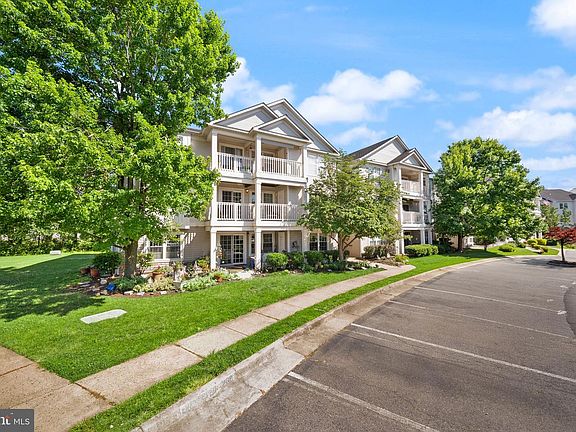 4th image of 11005 Kinship Ct APT 201