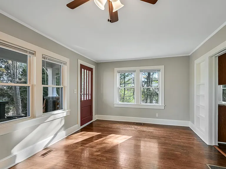 29 Swannanoa Ave — Photo 9