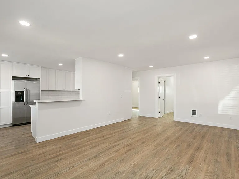 1759 Pentuckett Ave — Photo 6