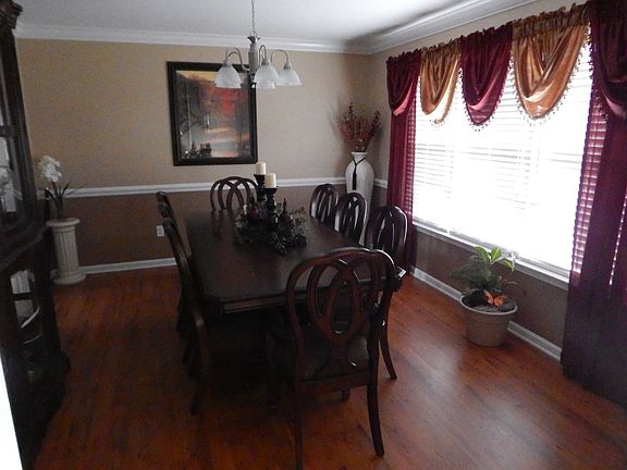 4th image of 3090 Green Acres Ln