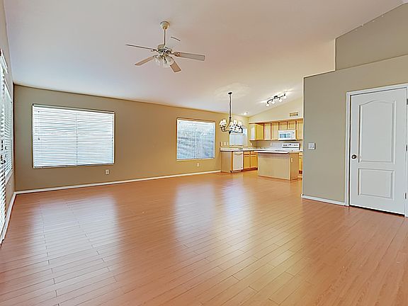 5th image of 2618 N 112th Ln
