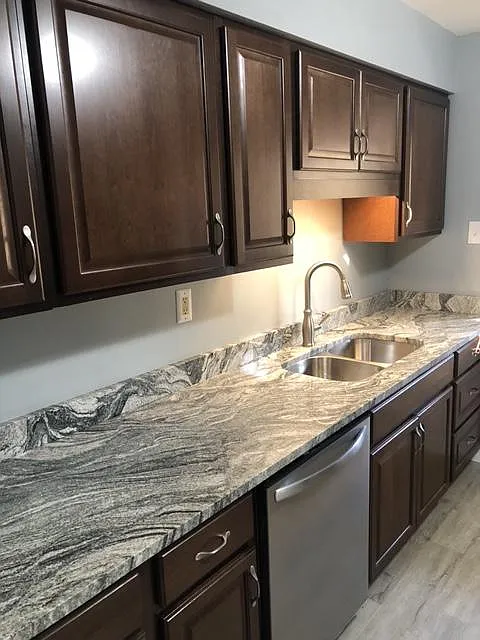 3 bed, 1.5 bath, 1600 sqft, $1,875 — Photo 4