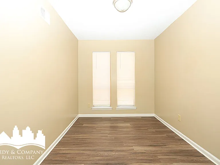 5104 Corkwood Dr — Photo 14