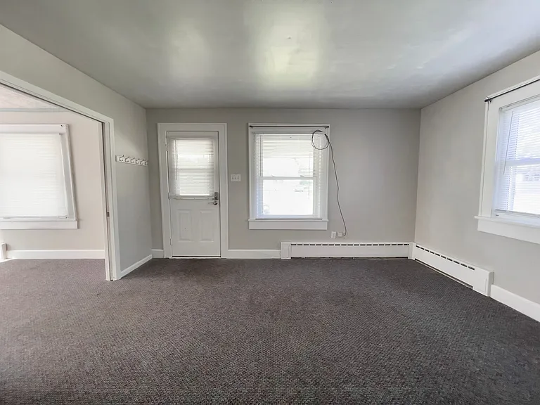 210 S Nichols Ave — Photo 10