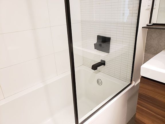 5th image of 1460 Fulton St APT 4B
