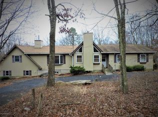 72 Arapahoe Rd, Albrightsville, PA 18210
