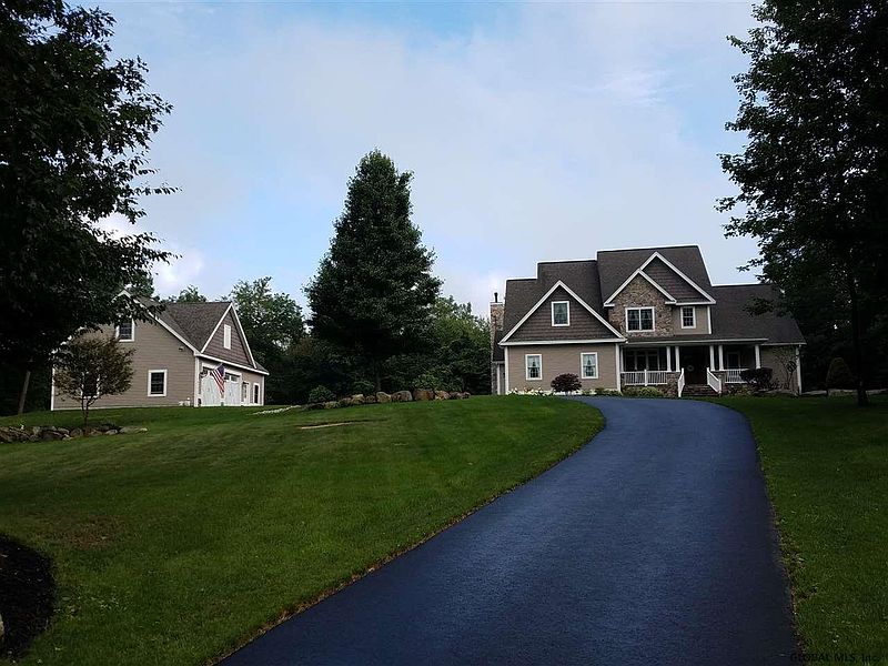 2nd image of 425 WILTON GREENFIELD Road