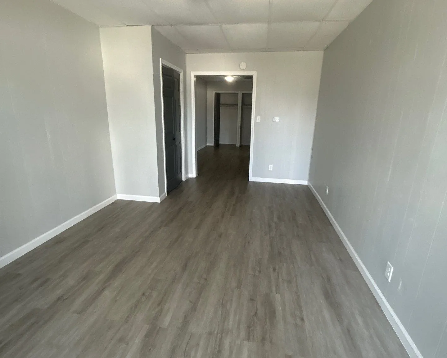 413 S Jackson St — Photo 1