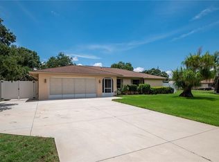 360 Kensington St, Port Charlotte, FL 33954