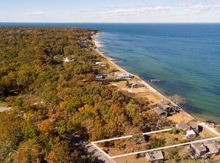 39 Old Fireplace Rd, East Hampton, NY 11937