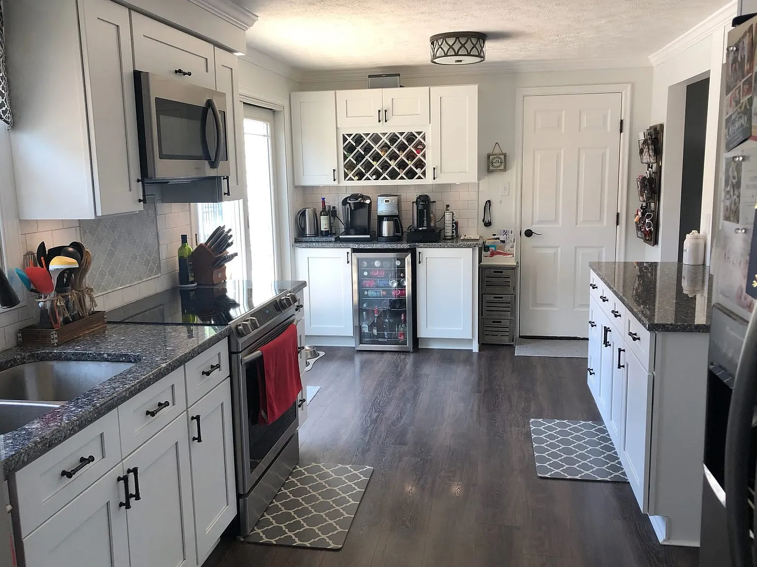 3 bed, 2.5 bath, 1800 sqft, $3,350 — Photo 4