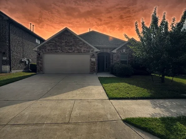 725 Bird Creek Dr, Little Elm, TX 75068