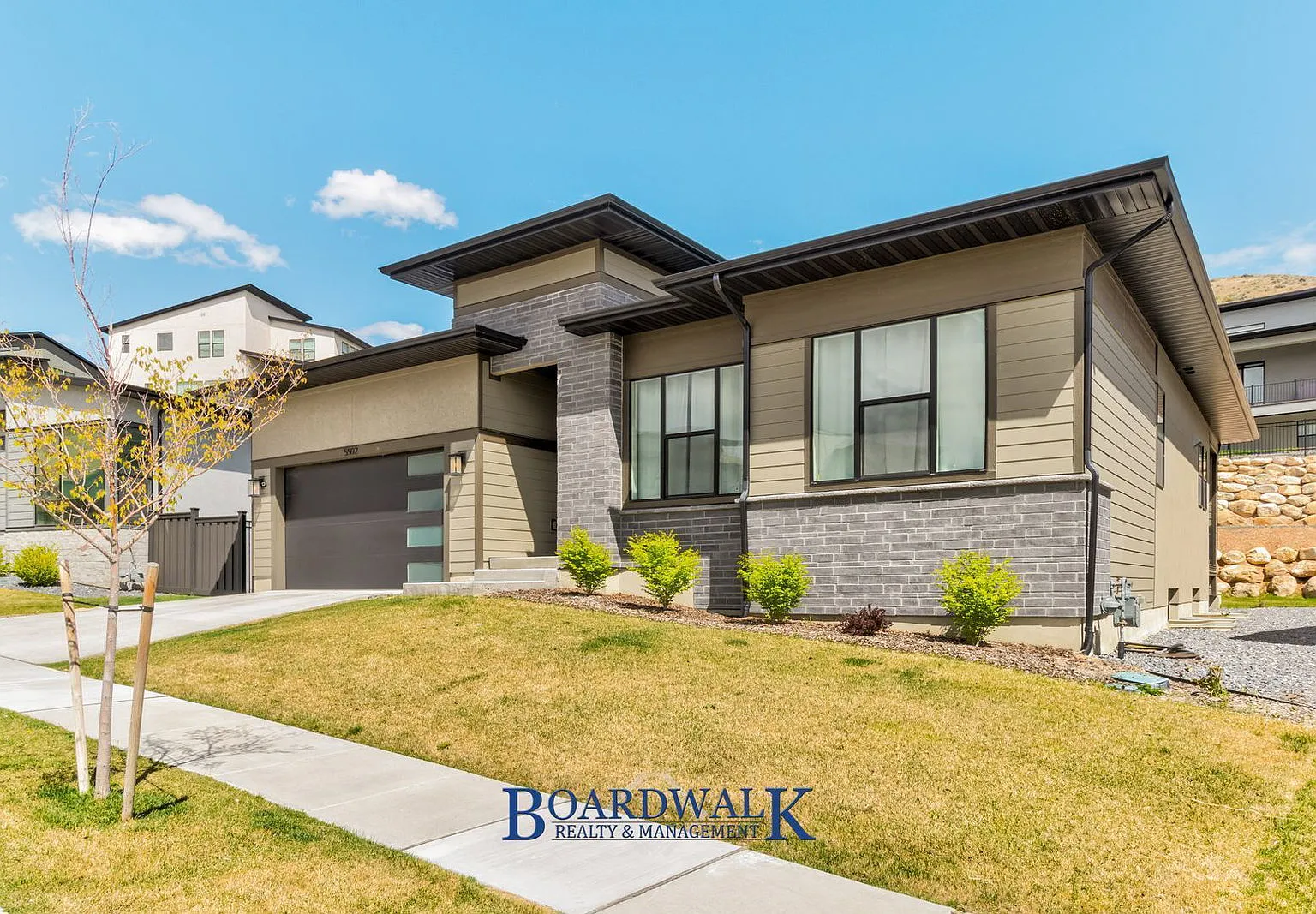 3 bed, 2.5 bath, 1897 sqft, $3,400 — Photo 1