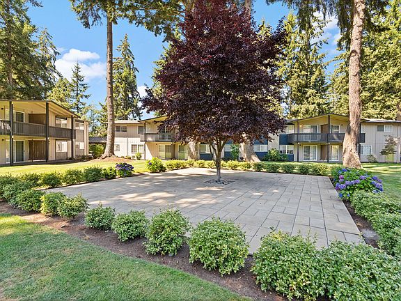 Experience tranquility in this elegantly designed courtyard, surrounded by nature.