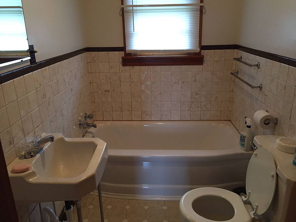 2nd image of 1194 Millerfield Rd