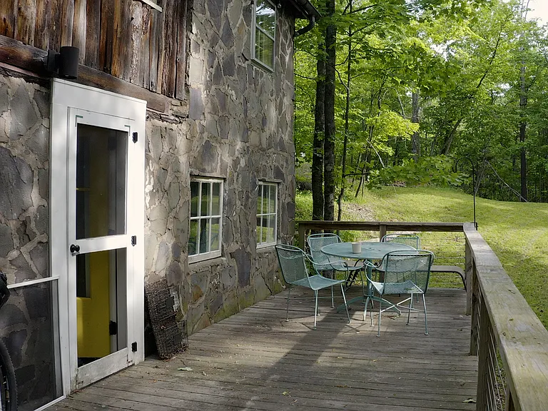 Spacious Porch
