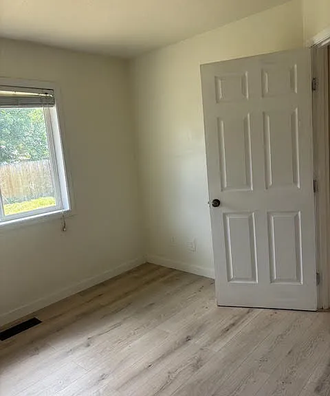 4346 Rogets Ct NE — Photo 8