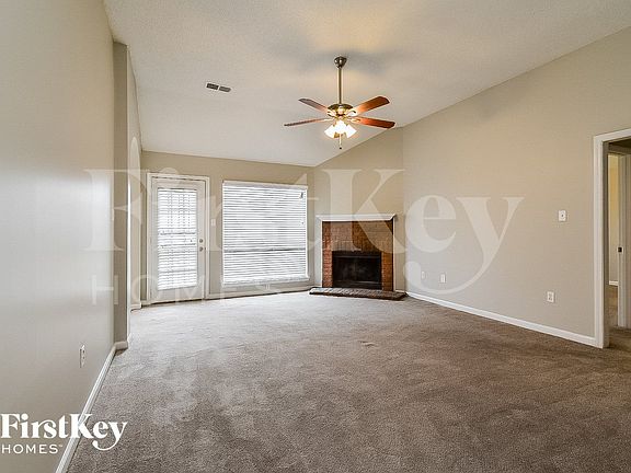 4th image of 6546 Valley Oak Dr