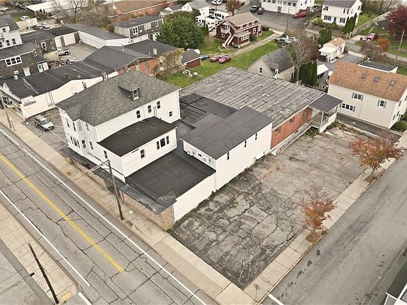 2nd image of 42 Main Rd