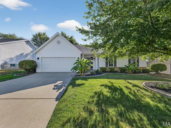 309 Atrium Ridge Ct, Saint Peters, MO 63304