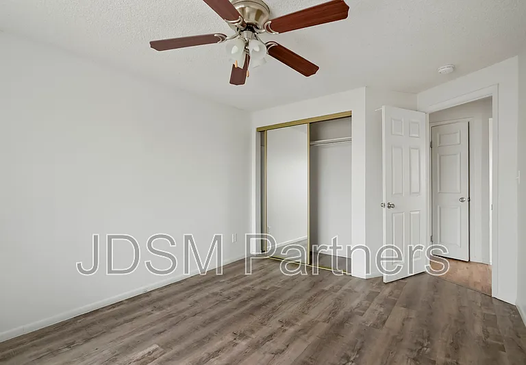 2455 Bryant St #9 — Photo 11
