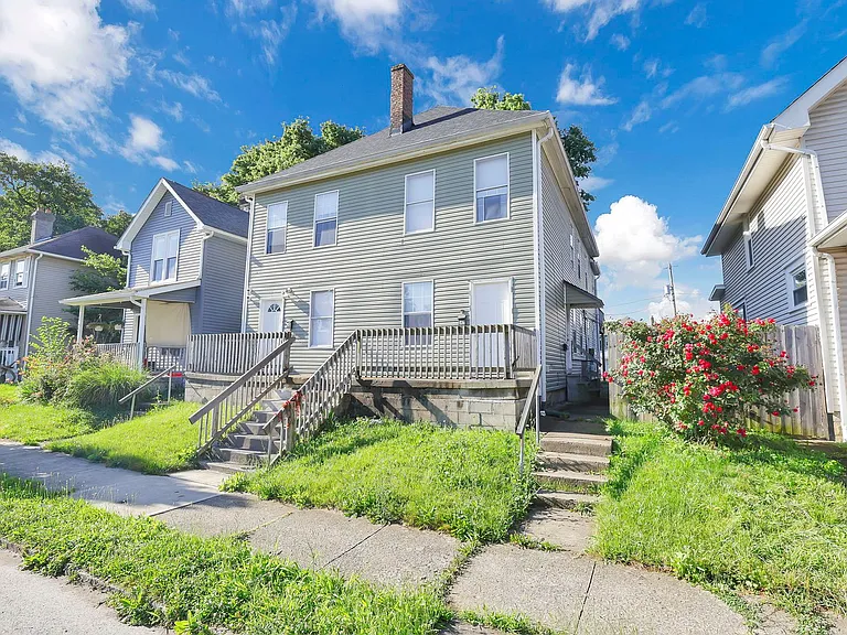 347-349 1/2 E Welch Ave — Photo 5