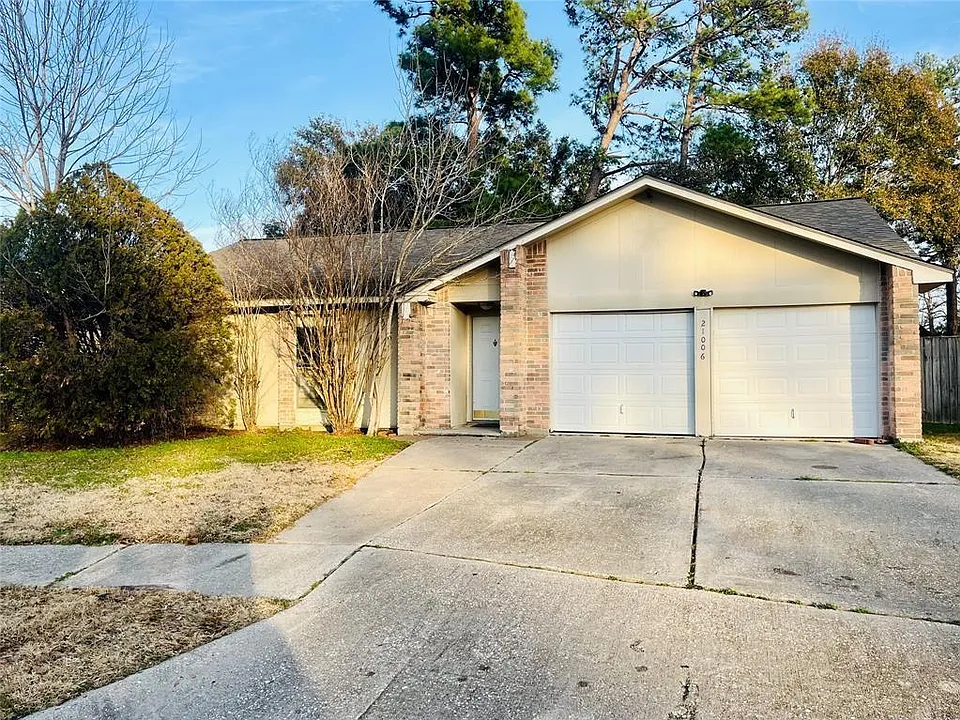 21006 Bridgeview Cir