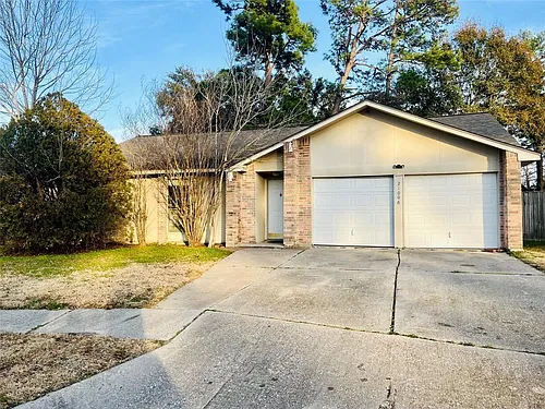 21006 Bridgeview Cir Photo 1