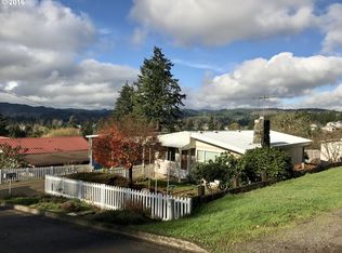 1604 E Taylor Ave, Cottage Grove, OR 97424