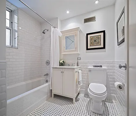 Sold by Stribling | media 22