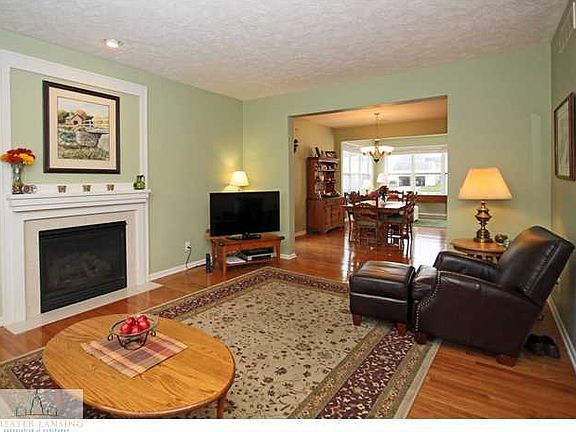 2nd image of 515 E Buteo Dr