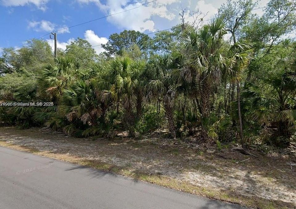 2nd image of 1346 Caraboa Ln