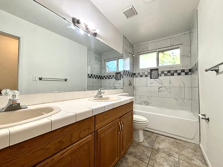 5813 Iris Ave — Photo 10