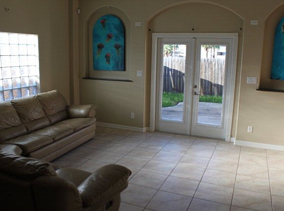 5th image of 106 E Aries Dr Unit B