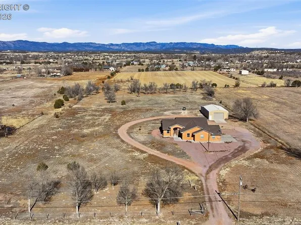 875 7th St, Penrose, CO 81240